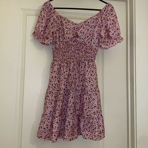 brand; hint of blush
Size small